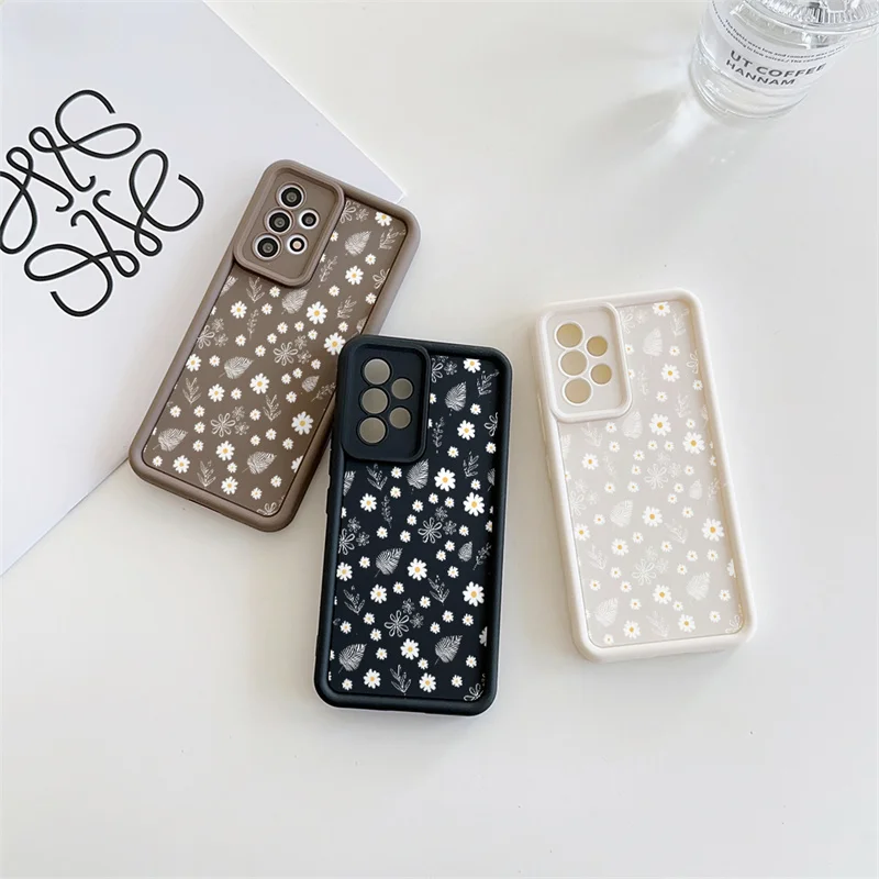 For Samsung Galaxy A56 5G A17 A07 A36 A26 A16 A06 A15 A25 A55 A35 A54 A14 A34 S26 Ultra S25 FE S24 Plus Daisy Flower Phone Case