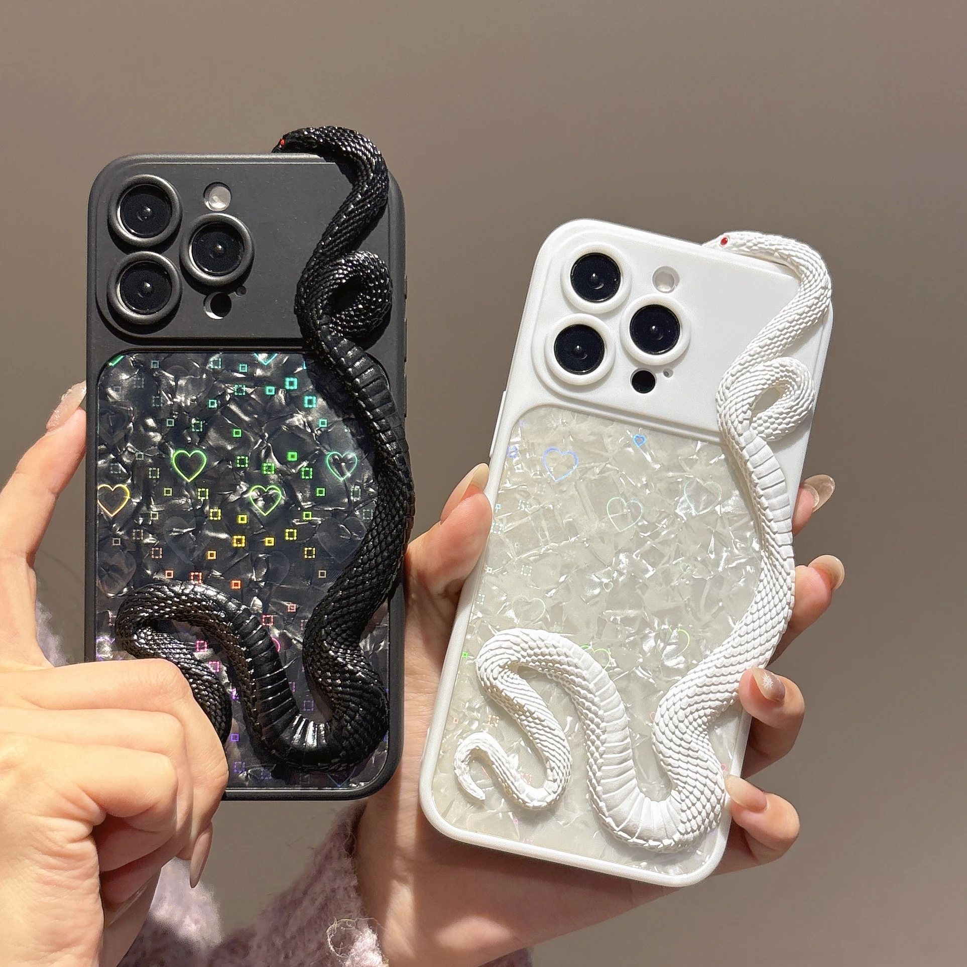 3D Snake Shaped Fashionable Phone Case for iPhone 17 17Pro 17Air 16 15 14 13 Pro Max Unique Snake Shaped Design Back Cover