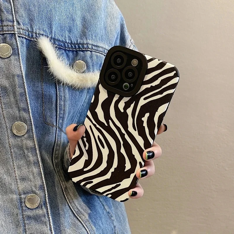 Fashion Zebra Stripes Silicone Case For iPhone 15 12 13 14 Plus 11 16 Pro Max Mini 17 ProMax Air Soft Leather Shockproof Cover