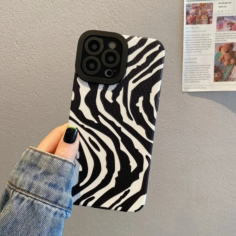 Fashion Zebra Stripes Silicone Case For iPhone 15 12 13 14 Plus 11 16 Pro Max Mini 17 ProMax Air Soft Leather Shockproof Cover