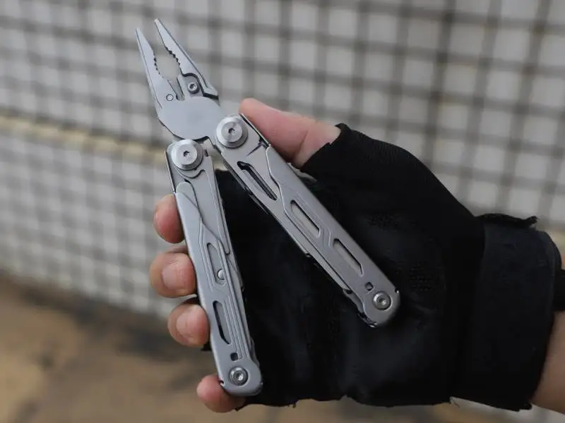 Daicamping DL10 Emergency Plier Folding Knife Multitool Tactical Clamp Combination Survival Gear Clip Multifunctional Multi Tool