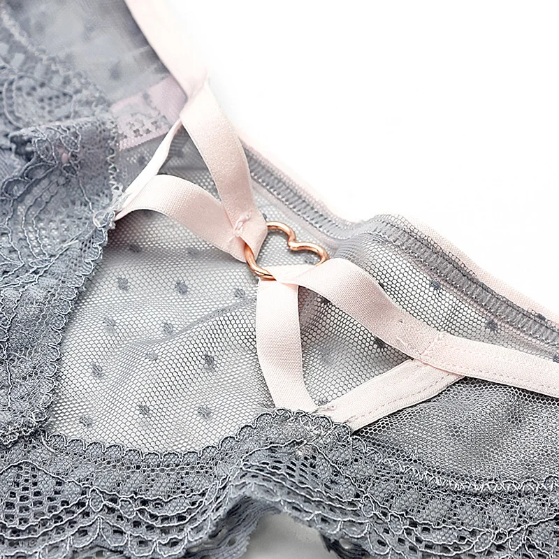 2026 Sexy Lace Panties Women Heart Low-Waist Underpant Hollow Out Thong Female Seamless Underwear Interest Lingerie