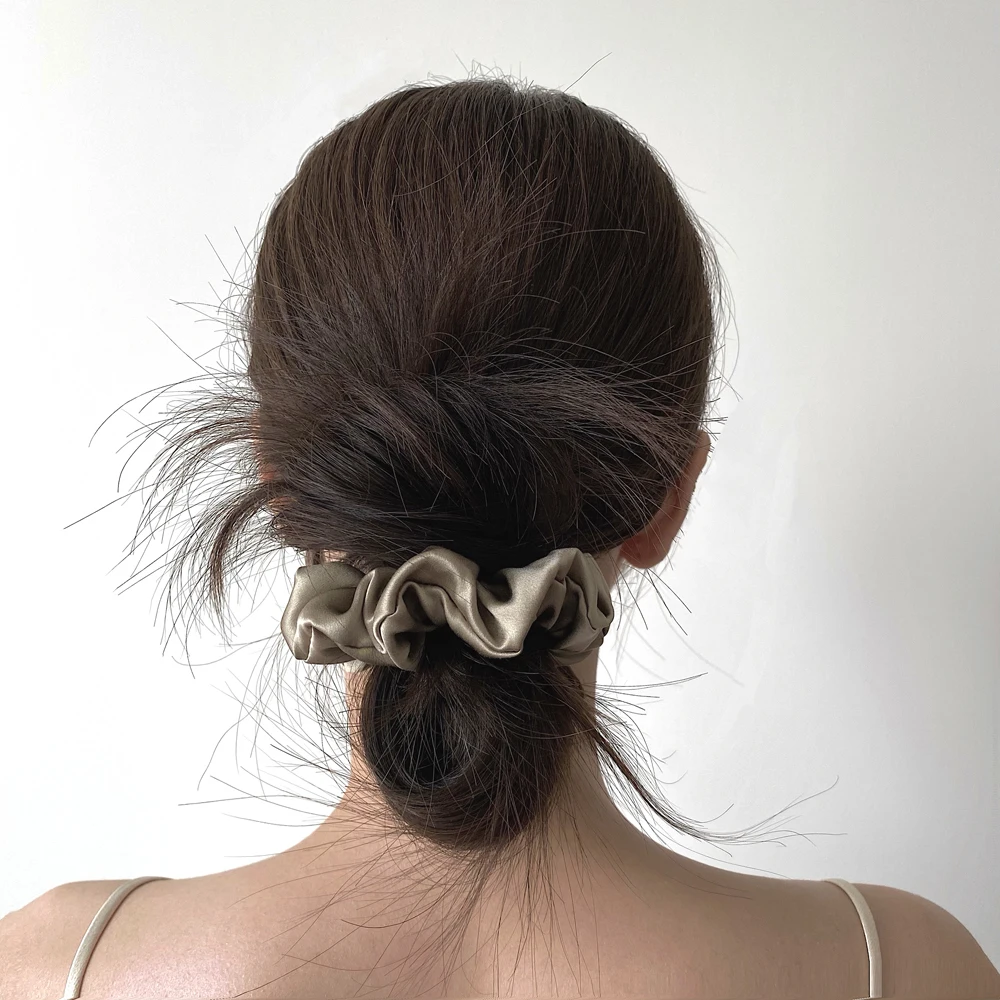 100% Pure Mulberry Silk Large Scrunchies Rubber Bands Hair Ties Gum Elastics Ponytail Holders for Women Girls 19 Momme 3.5CM