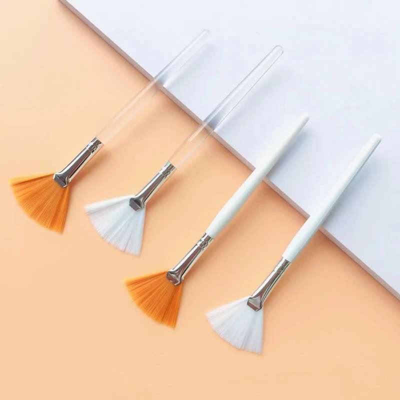 10/20/50pcs Fan Shape Foundation Makeup Brushes Multifunctional Facial Mask Brush Essential Oil Women Beauty Makeup Tools Brush
