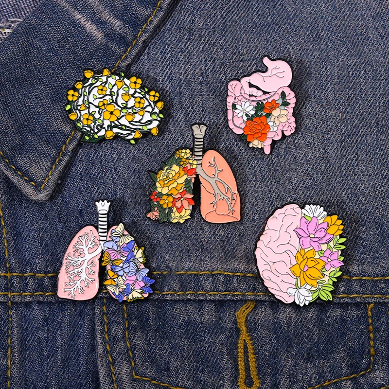 3-6 Pcs/Set Goth Halloween Enamel Pin Ghost Black Cat Moth Witch Punk Brooches Horror Snake Badges Lapel Skeleton Jewelry Gifts
