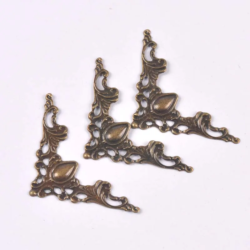 20pcs Silver/Golden/Bronze Metal Books Corners Protectors For Scrapbooking Accessories Photo Albums DIY Crafts Decor 40x40mm
