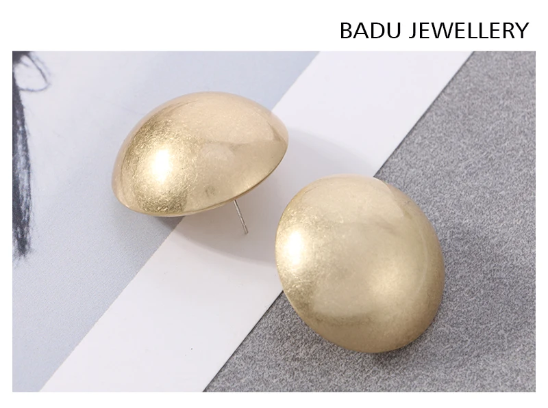 Badu Frosted Gold Color Semi-Ball Stud Earrings for Women Vintage Metal Big Round Earrings Jewelry Party Fashion Accessories