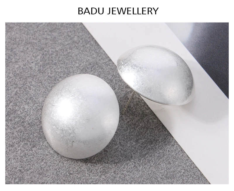 Badu Frosted Gold Color Semi-Ball Stud Earrings for Women Vintage Metal Big Round Earrings Jewelry Party Fashion Accessories