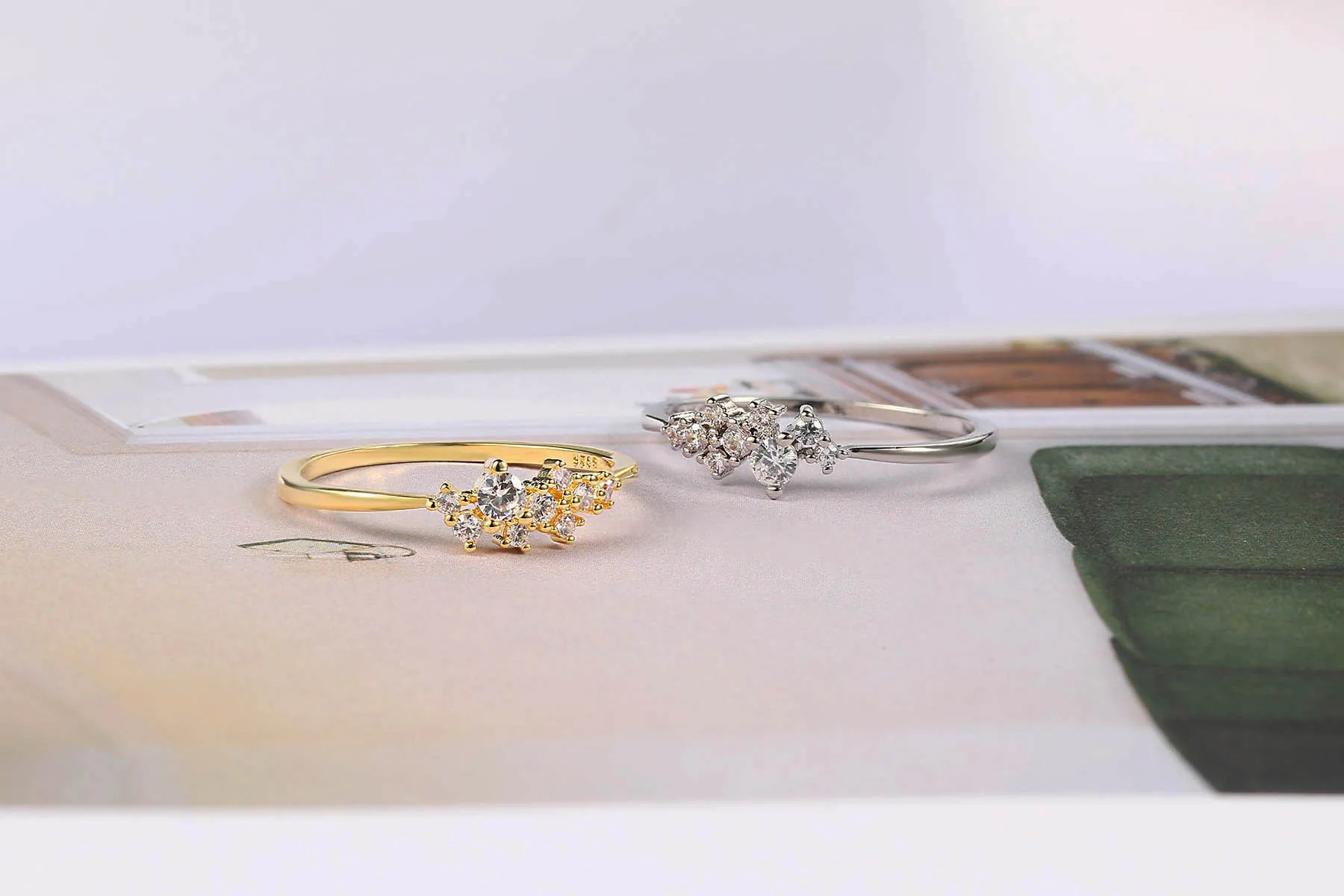 Trendy Elegant Dainty Rings For Women Romantic Women's Ring Shiny Zircon Gold Color Thin Finger Ring Accessories Jewelry KCR088