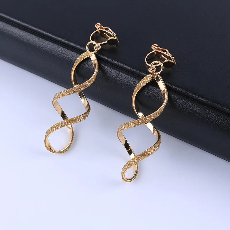 4 Color Geometry Irregular Metal Wave Pattern Glitter Clip on Earrings No Pierced for Women Minimalism Ear Clips Fashion Jewelry