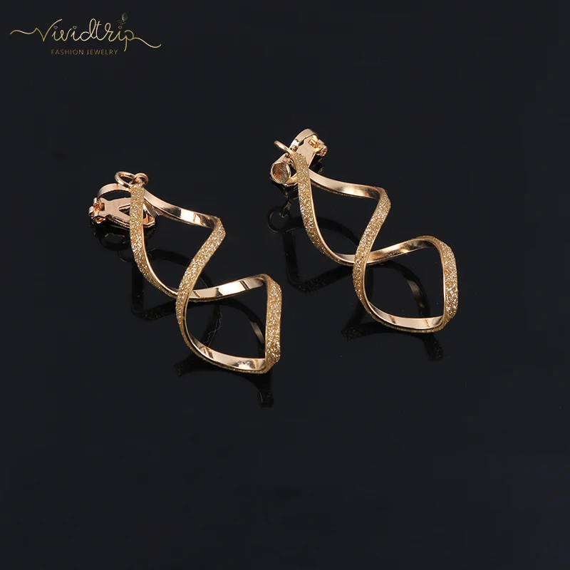 4 Color Geometry Irregular Metal Wave Pattern Glitter Clip on Earrings No Pierced for Women Minimalism Ear Clips Fashion Jewelry