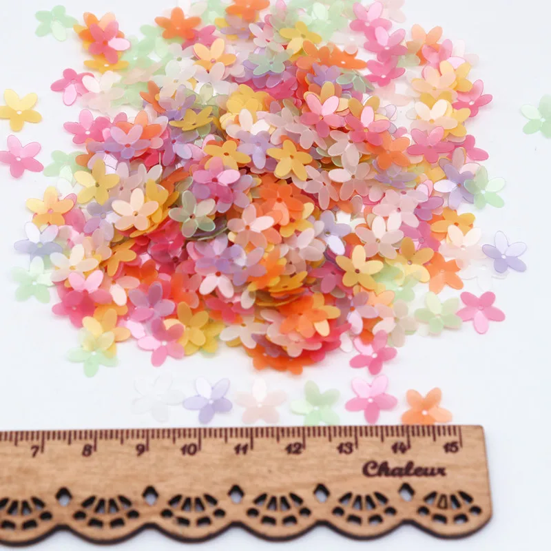 Sequin Matte White Color 10mm Cup Five Finger Flower Sequins Paillettes Sewing Wedding Craft Women Garments Accessories 10g/lot