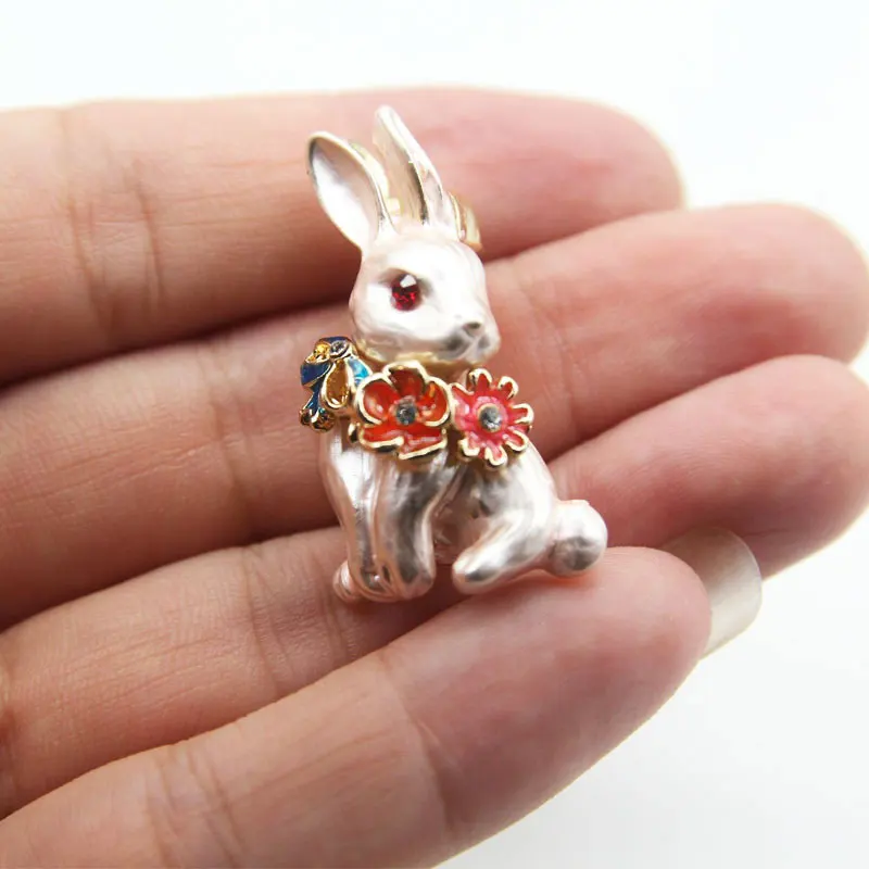 Fashion Exquisite Various Animal Metal Brooches Rhinestone Birds Insects Lady Pin Party Dress Woman Brooch