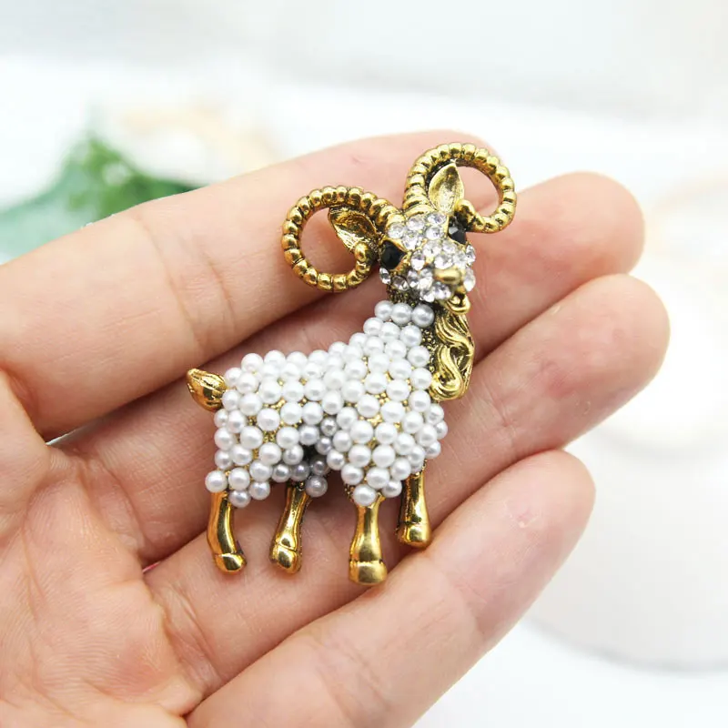 Fashion Exquisite Various Animal Metal Brooches Rhinestone Birds Insects Lady Pin Party Dress Woman Brooch