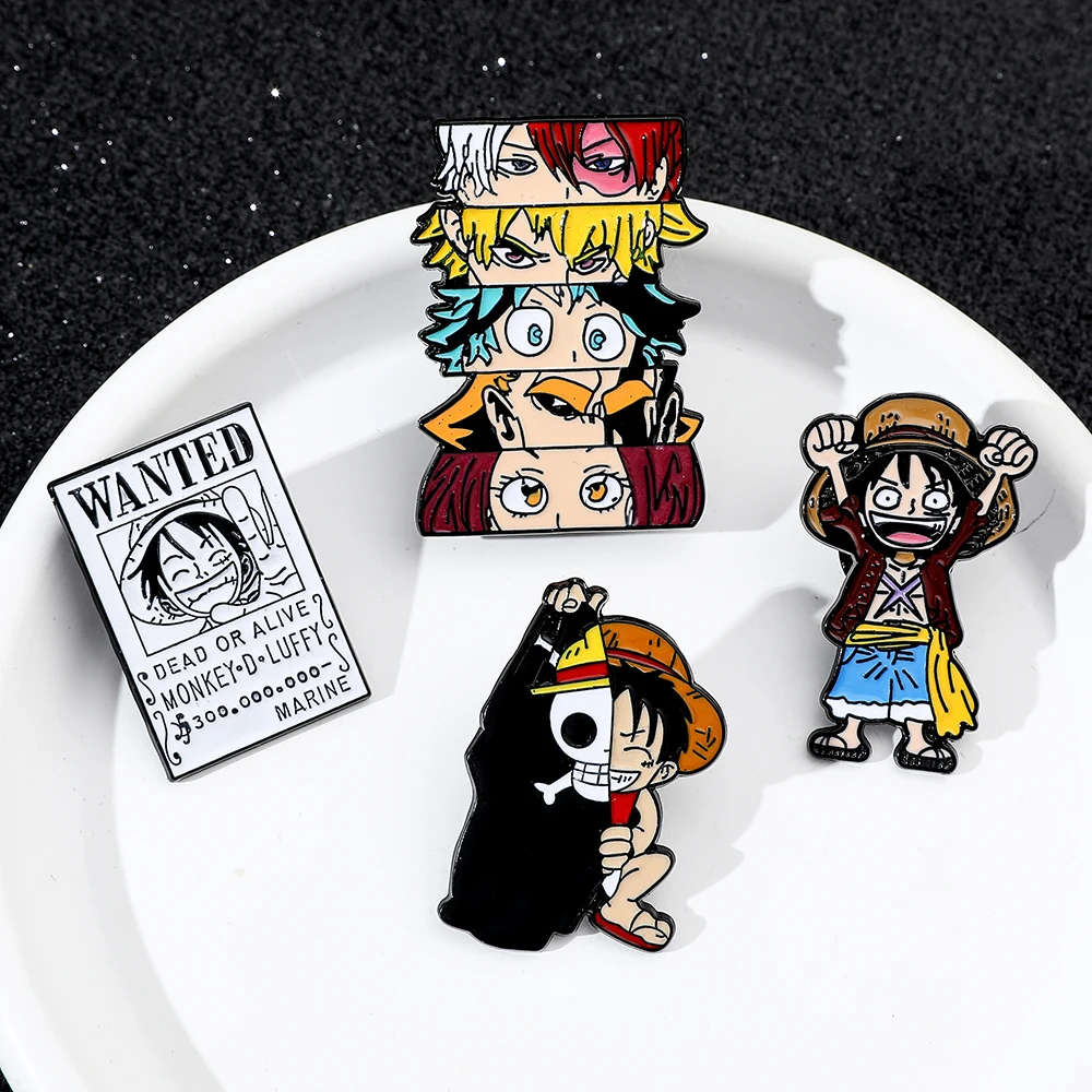Popular Anime Brooches Luffy Zoro Ace Sunny Go Backpack Matching Apparel Pins Jewelry Brooch Gift