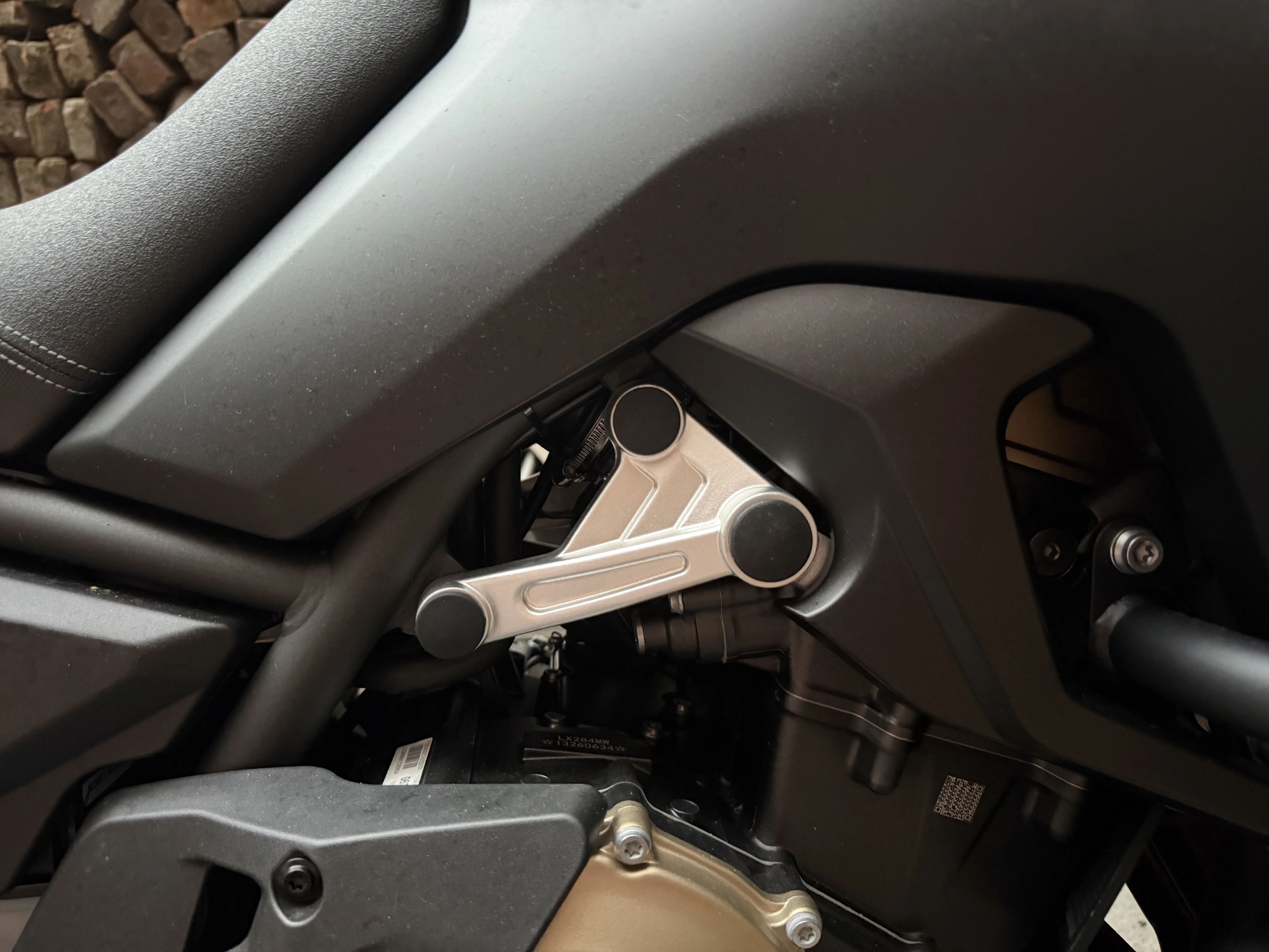 For VOGE DS800X DSX800 RALLY DSX 800 Motorcycle Frame Hole Protection Cap Cover Bumper Trim Cover