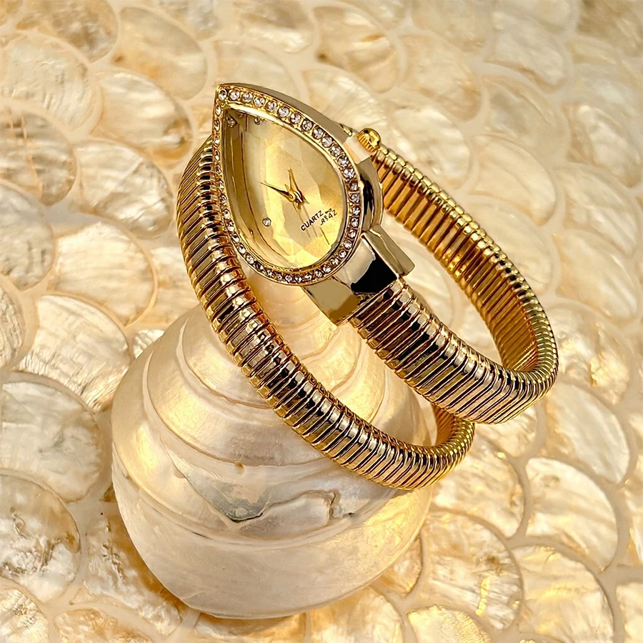 Elegant Ladies' Water-Drop Headed Watch with Snake-Shaped Band