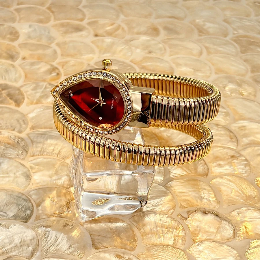 Elegant Ladies' Water-Drop Headed Watch with Snake-Shaped Band