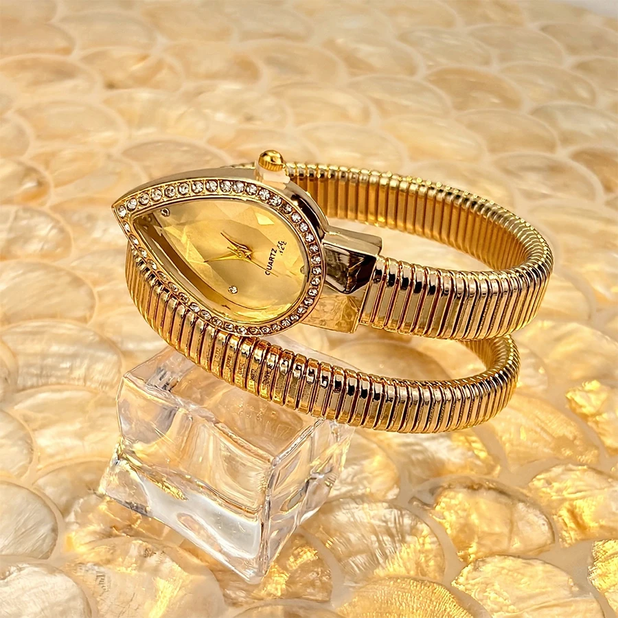 Elegant Ladies' Water-Drop Headed Watch with Snake-Shaped Band