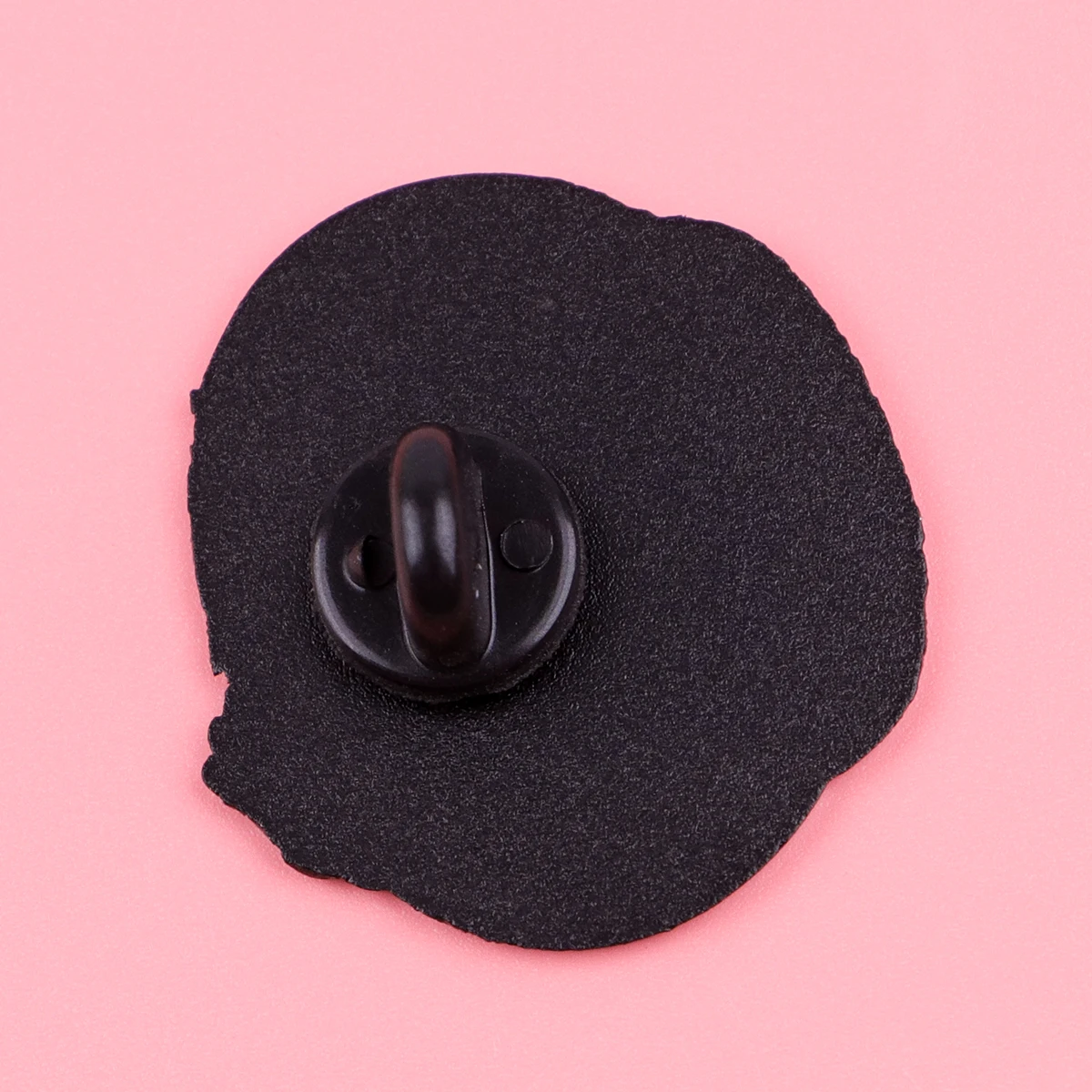 2pcs Cute Girls Enamel Pins Set Anime Brooches for Backpacks Hat Lapel Pins Badges for Fans Gifts Cosplay Accessories Toy