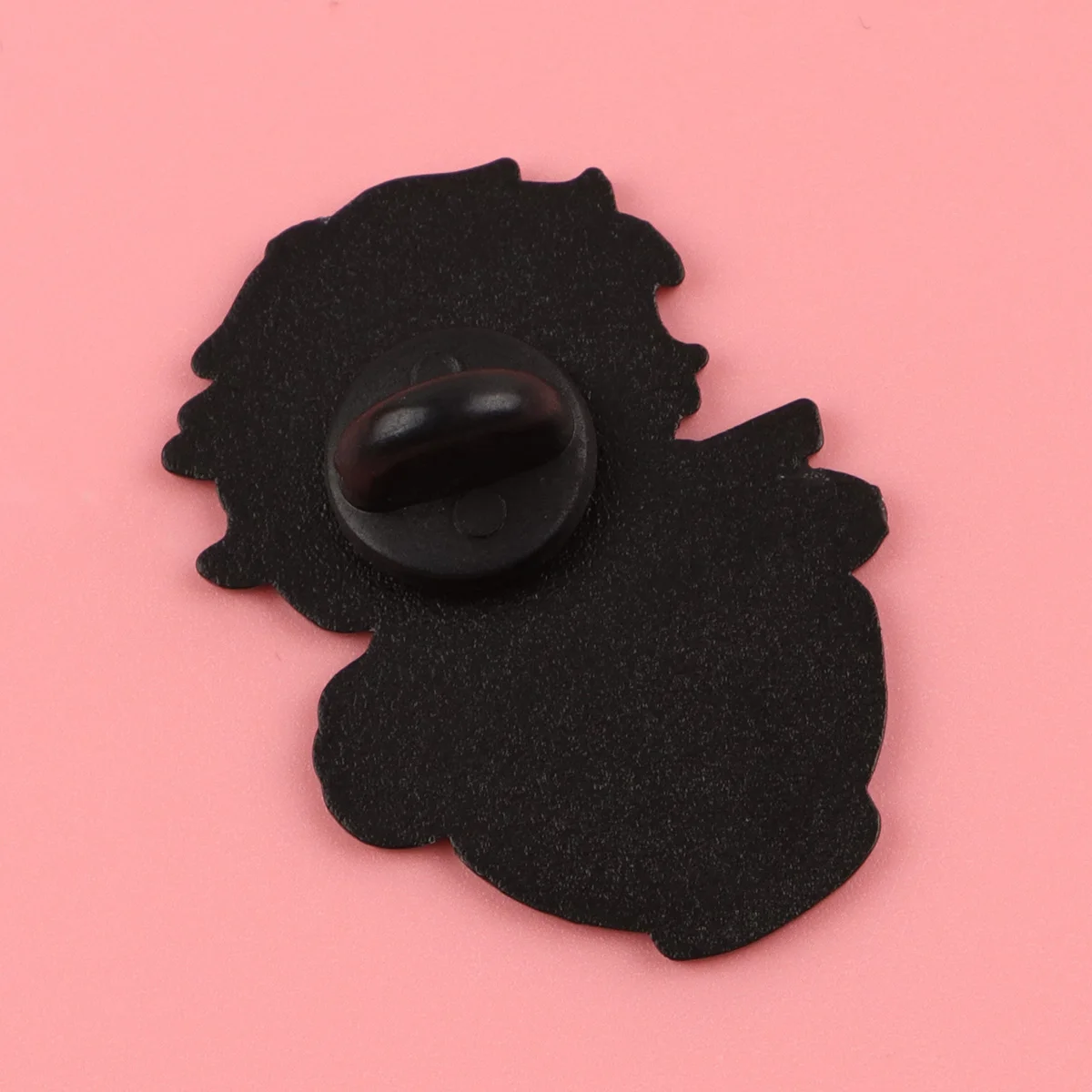 2pcs Cute Girls Enamel Pins Set Anime Brooches for Backpacks Hat Lapel Pins Badges for Fans Gifts Cosplay Accessories Toy