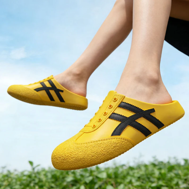 Fashion Design Eva Birken Slippers Women Lightweight Closed Toe Non Slip Beach Clogs Shoes Woman Soft Flat Sole Mules Slippers