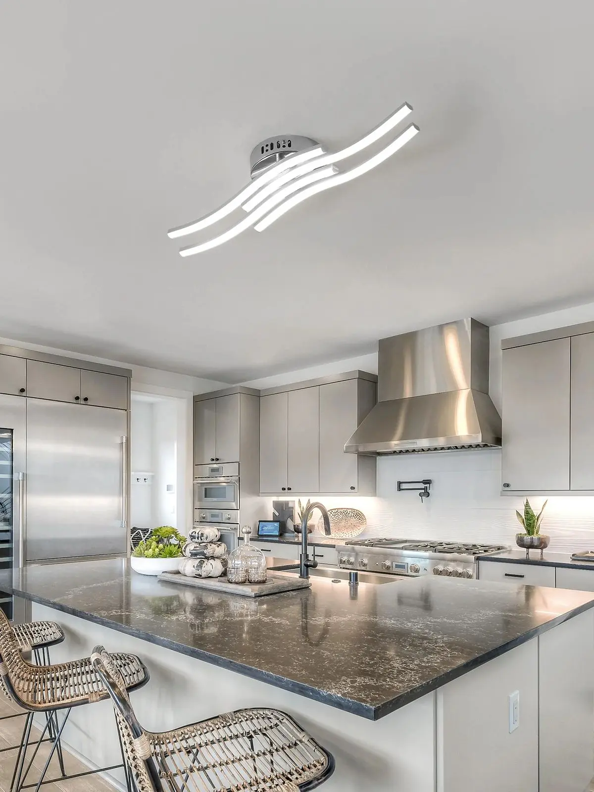 Modern Led Ceiling Light, 4 Built-in Wave Led Board Design Ceiling Lamps Silver Ceiling Lighting for Living Room Bedroom Kitchen