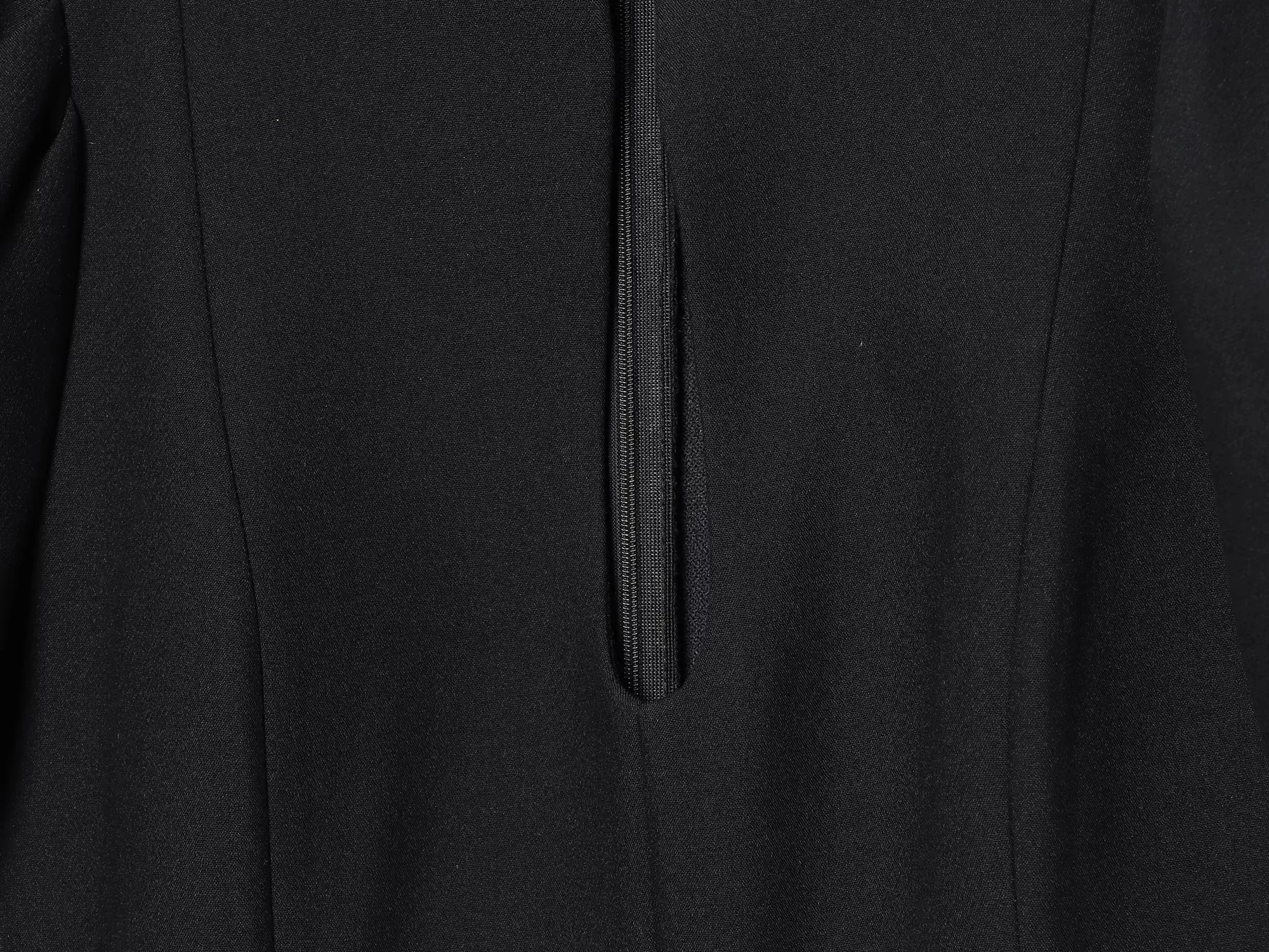 KONDALA Elegant Holiday Chic Women Mini Dress Black O-Neck Zipper Short Puff Sleeve Dress Fashion 2026 Spring Summer Party Dress