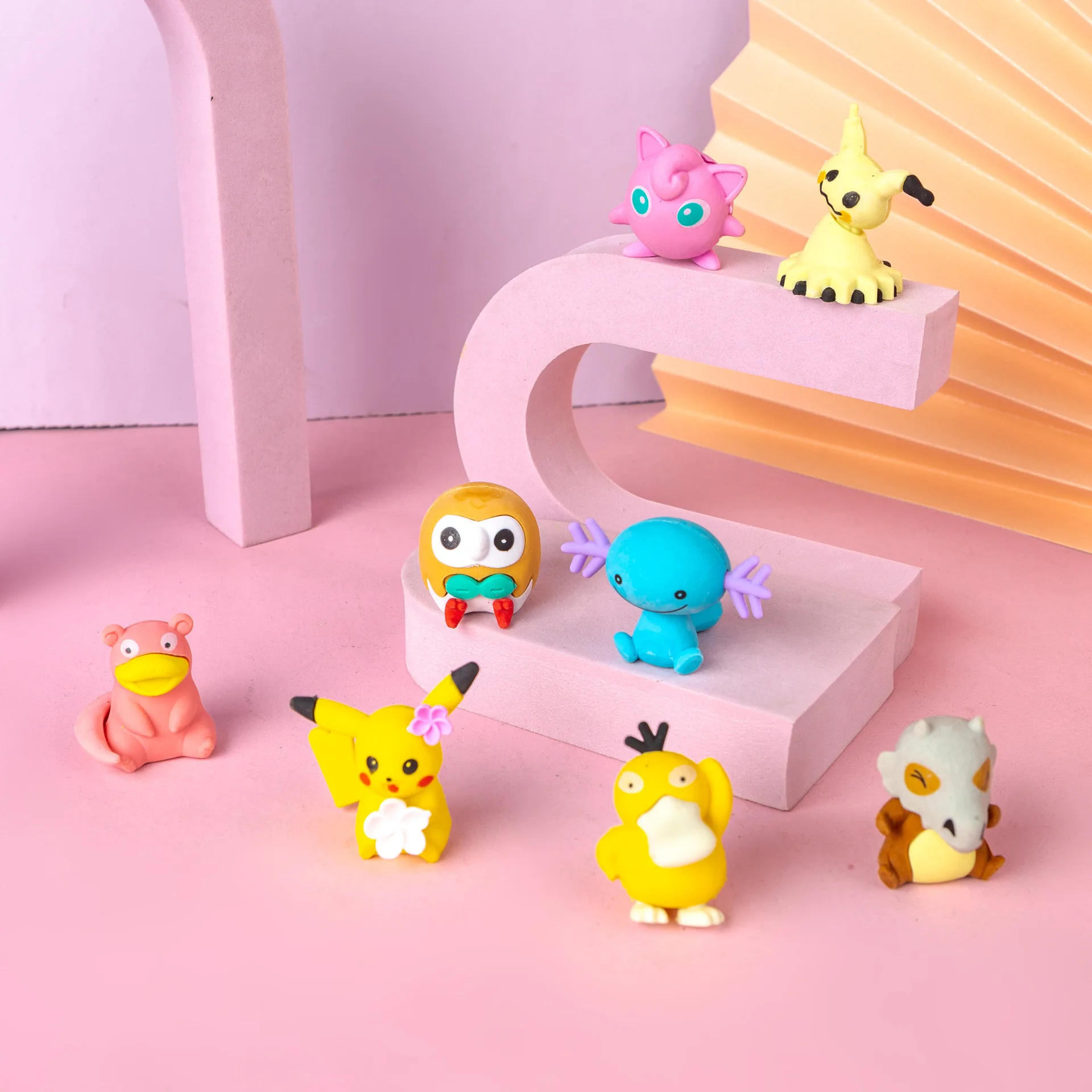 32Pcs Mystery Eraser Blind Bags Surprise Collectible Erasers Cute Cartoon Stationery for Student Prizes Toy