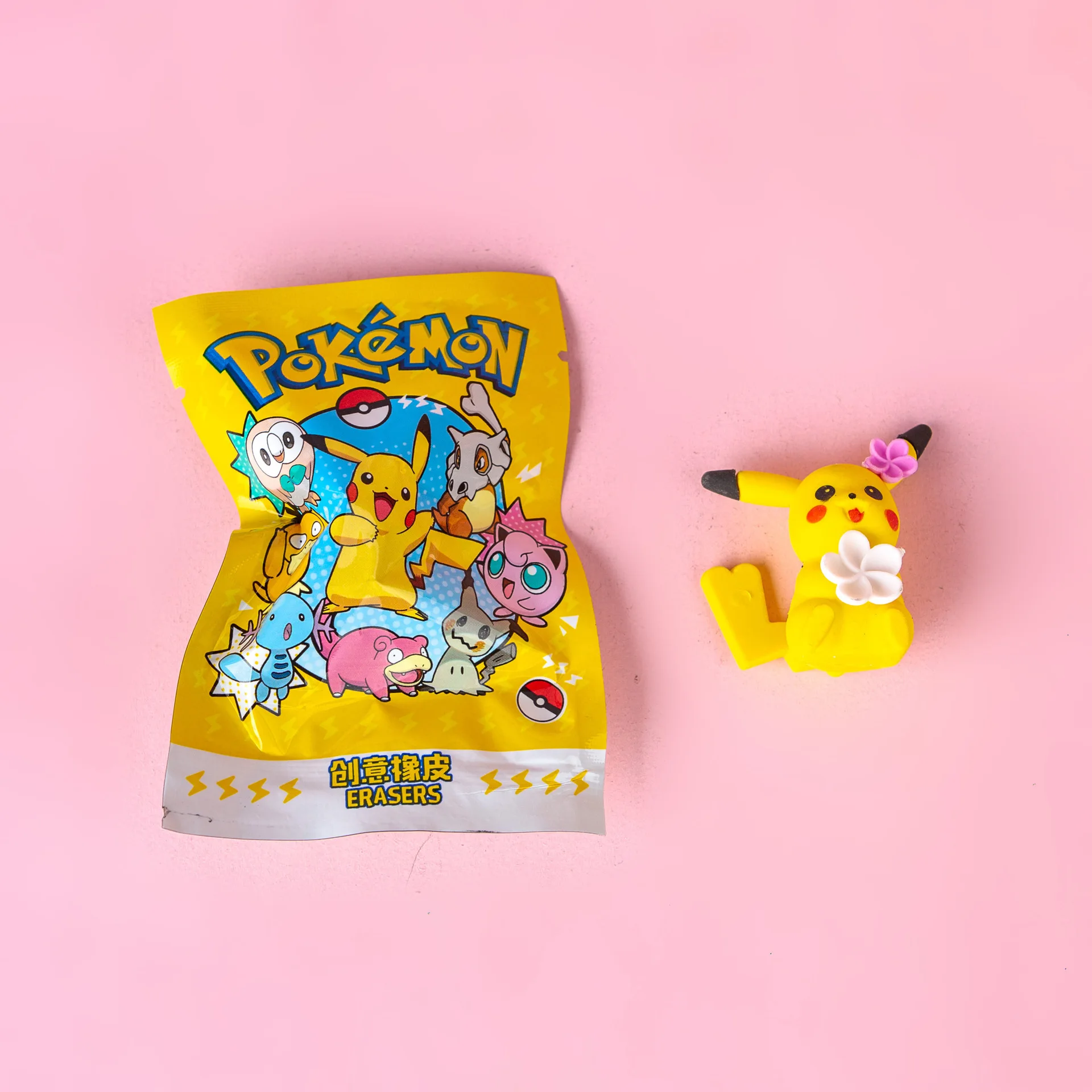 32Pcs Mystery Eraser Blind Bags Surprise Collectible Erasers Cute Cartoon Stationery for Student Prizes Toy