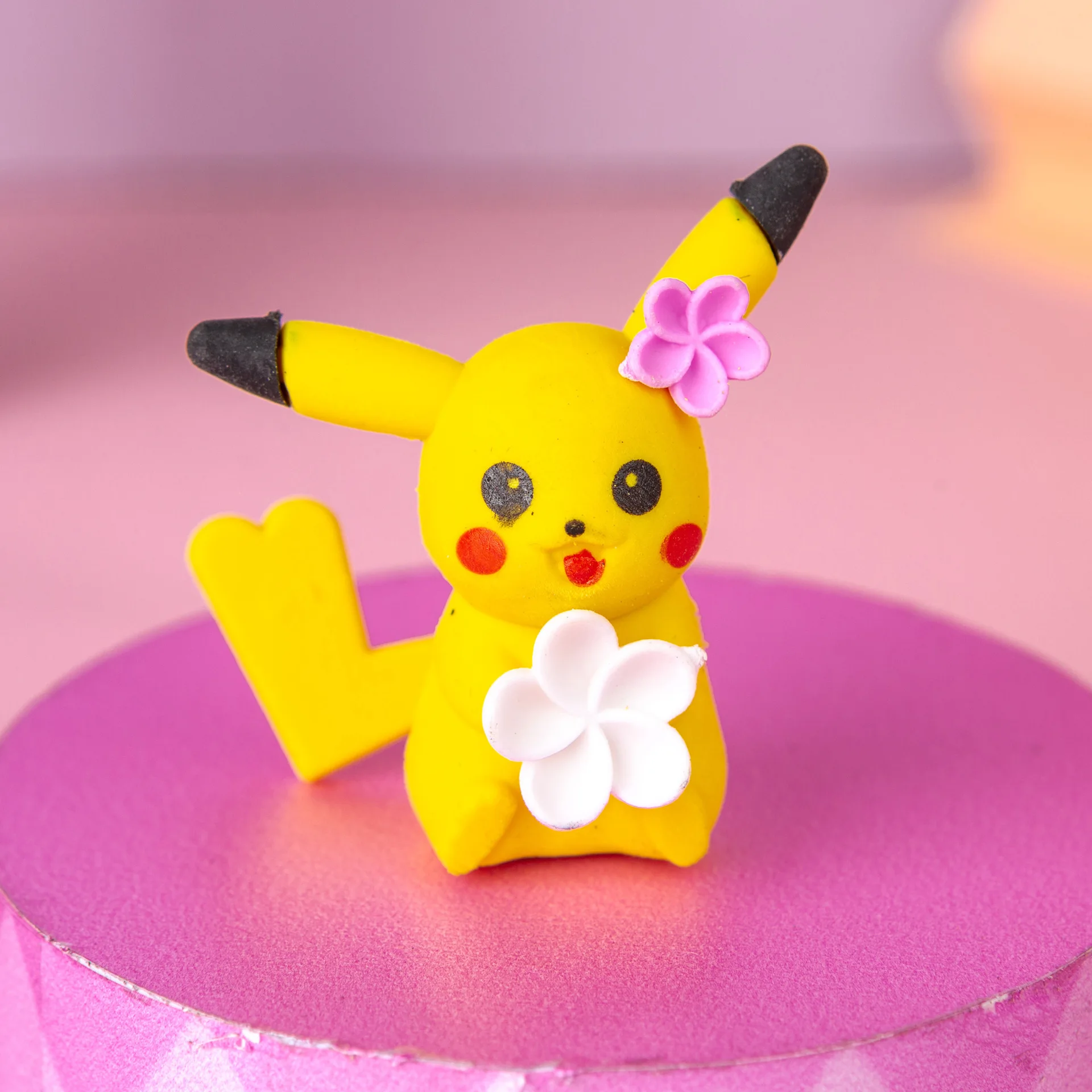 32Pcs Mystery Eraser Blind Bags Surprise Collectible Erasers Cute Cartoon Stationery for Student Prizes Toy