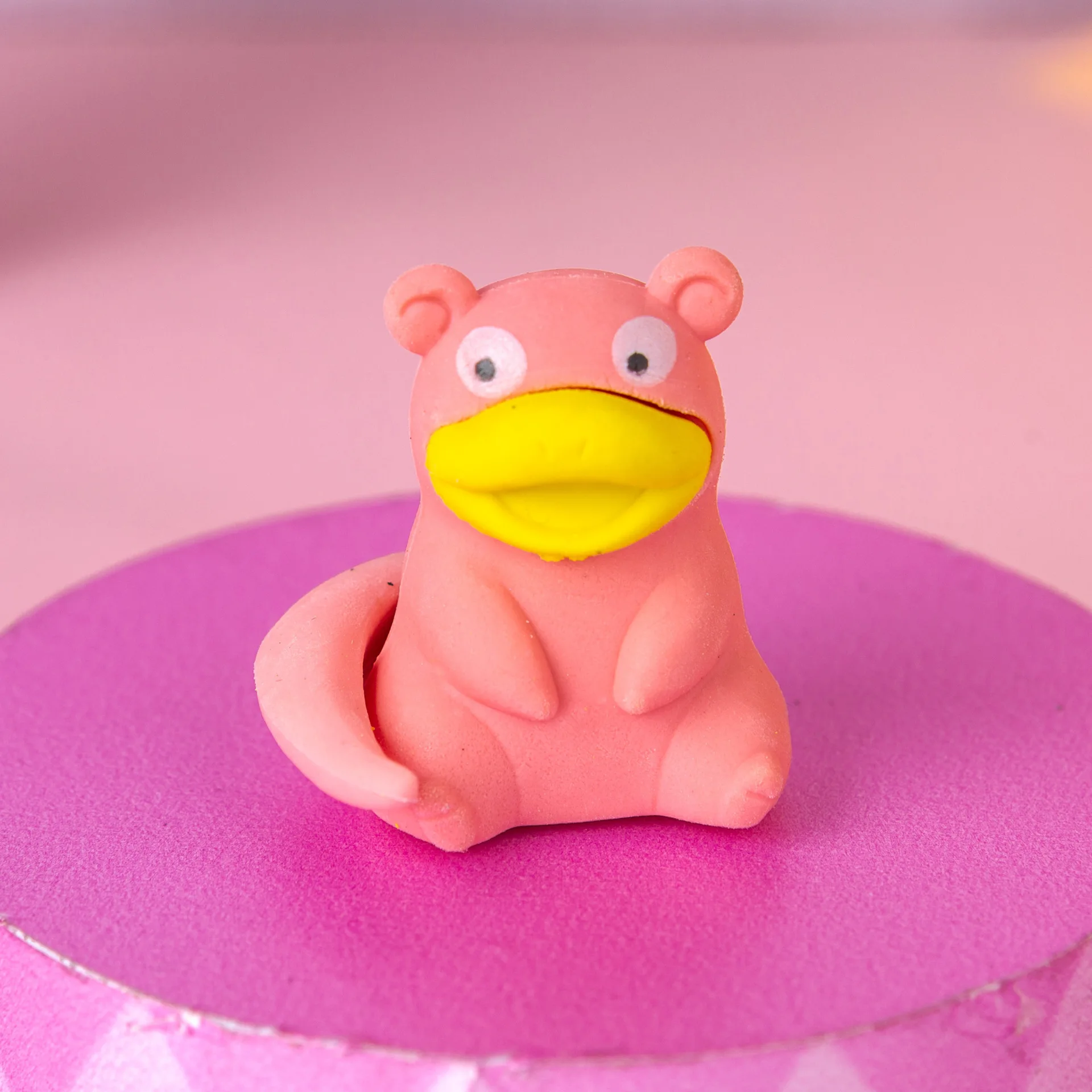 32Pcs Mystery Eraser Blind Bags Surprise Collectible Erasers Cute Cartoon Stationery for Student Prizes Toy