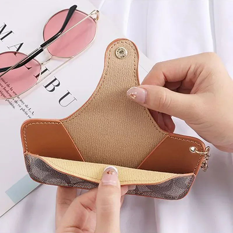 NEW Portable Glasses Case with Keychain - Protective Storage Bag for Myopia Glasses And Sunglasses - Daily & Travel Essential