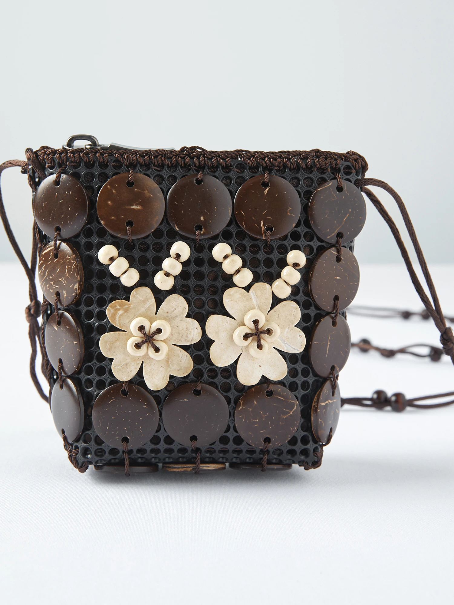ZIQIAO 2026 Summer Women's Handwoven Wooden Bead Mini Crossbody Bag - Retro Style with Beaded Accent for Vacation and Daily Use