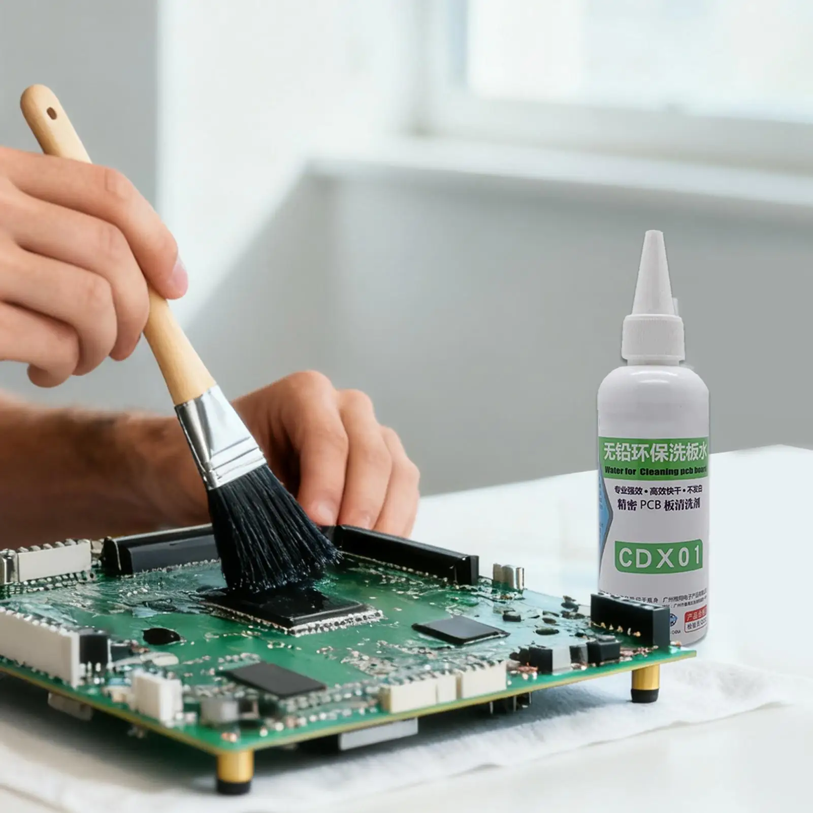 100ml /250ML PCB Motherboard Cleaner Liquid Multifunctional Effective Electronics Cleaning Agent Contact Cleaner Fast Drying 