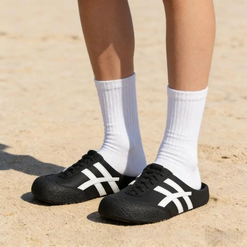 Comfortable EVA Brand Clogs Shoes Men Spring Summer 2026 Non Slip Outdoor Sports Slippers Plus Size Couple's Flats Racing Shoes