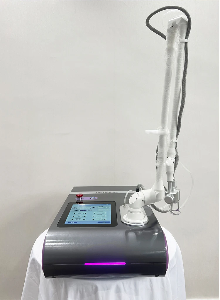 2026 Fractional CO2 Laser Machine 10600nm Professional CO2 Laser Beauty Machine for Scar Removal Skin Tightening Acne Treatment