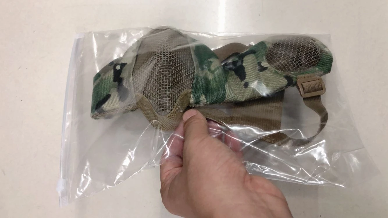 Tactical Airsoft Mask Half Face Paintball Shooting CS Foldable Steel Mesh Mask With Ear Protection Militar Hunting Cosplay Mask