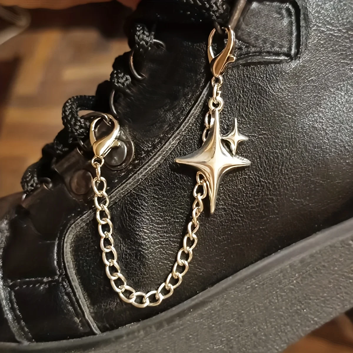 2pcs of Star Pendants for Shoe Chains, Decorative Items for Shoes And Boots, Suitable As Birthday Or Holiday Gifts
