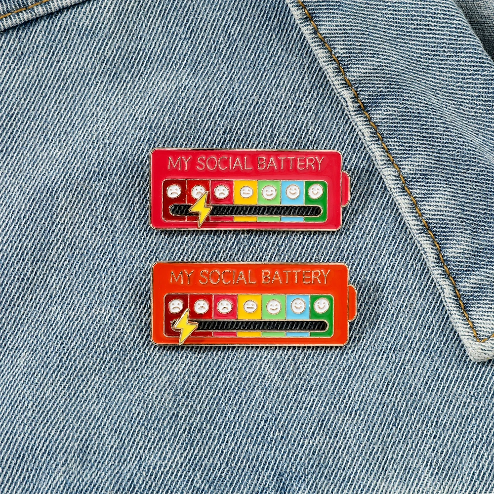 Mood Expression Pins for Women Men My Social Battery Brooches on Clothes Funny Alloy Badge Gifts