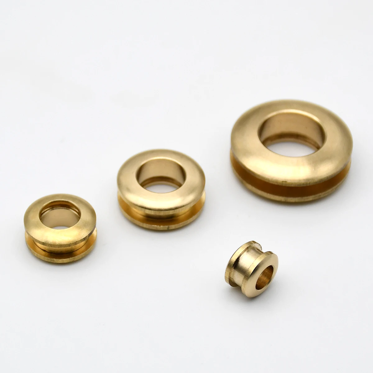2pcs Solid Brass Screw Back Eyelets with Washer Grommets Leather Craft Accessory for Bag Garment Shoe Clothes Jeans Decoration