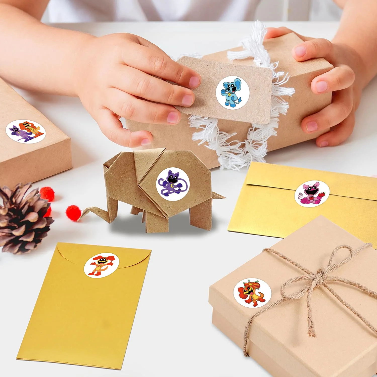 50pcs Smilling Critters Decorative Stationery Water Cup Computer Waterproof Sticker