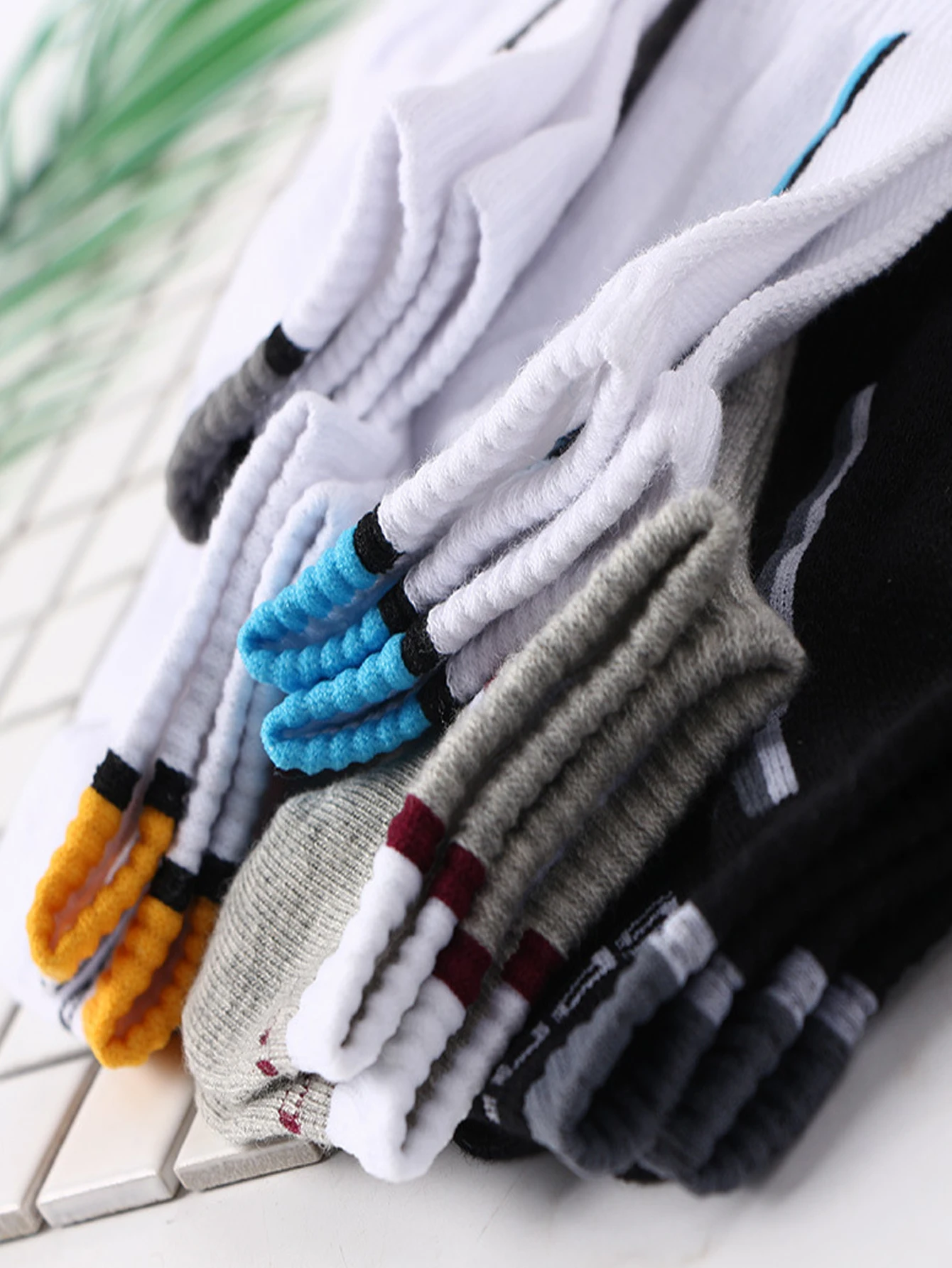30Pairs Men's Color-block Mesh Breathable Ankle Socks Absorb Sweat Casual Sports Short Socks for Men