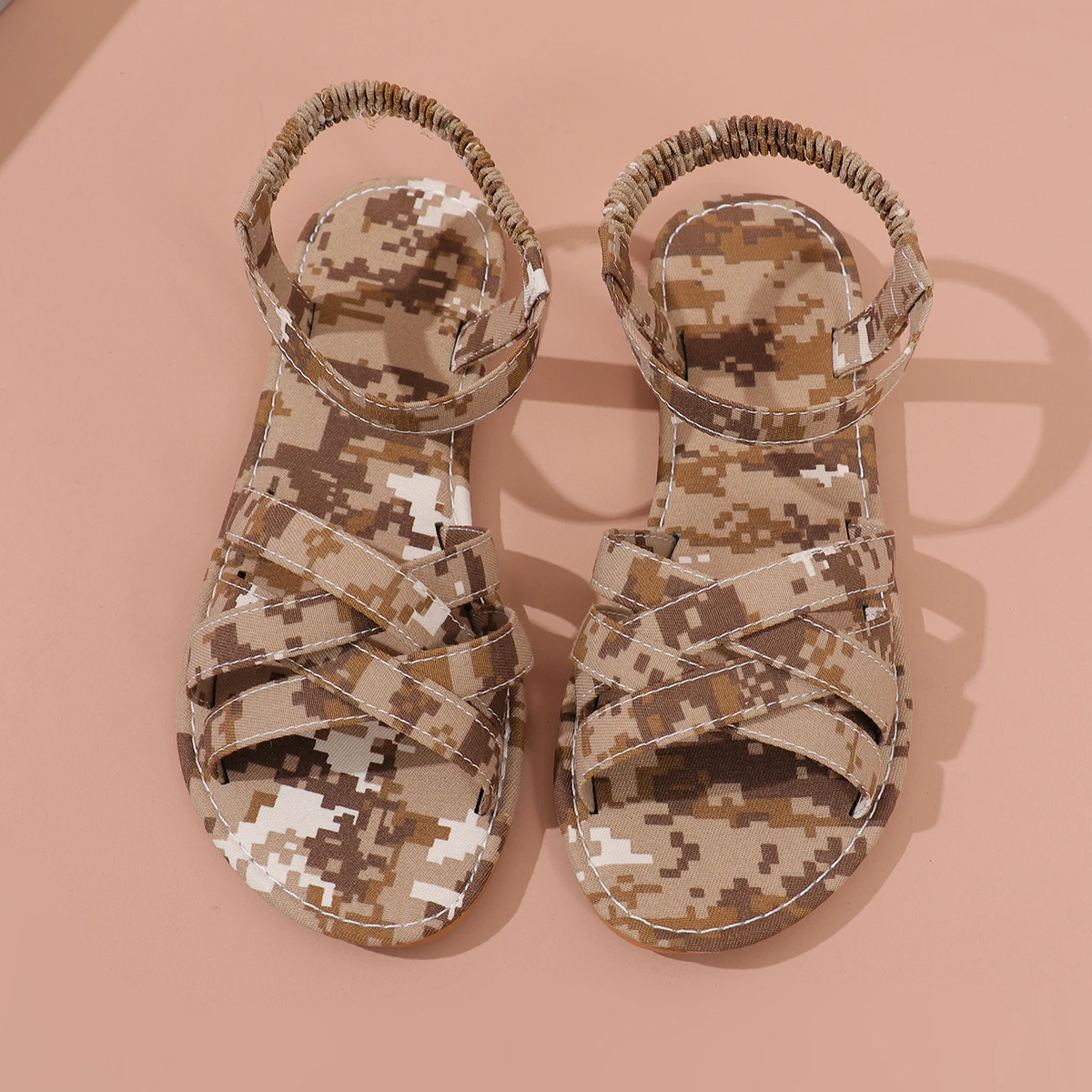 Women Sandals 2026 New Summer New Women Flat Sandals Bottom Roman Strap Sandals with Non Slip Rubber Soles Ladies Daily Sandalia