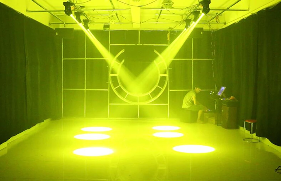 LED Gobos Moving Head Spot Light 75W Mini with Flight Case Club DJ Stage Lighting Party Disco Moving Heads Light Party Lights