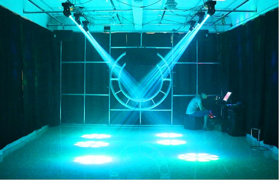 LED Gobos Moving Head Spot Light 75W Mini with Flight Case Club DJ Stage Lighting Party Disco Moving Heads Light Party Lights