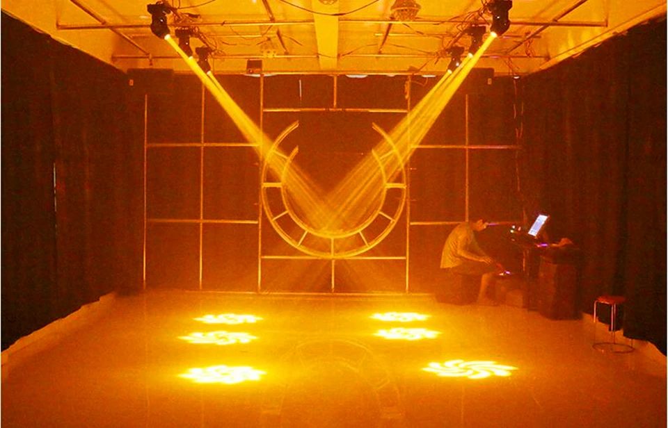 LED Gobos Moving Head Spot Light 75W Mini with Flight Case Club DJ Stage Lighting Party Disco Moving Heads Light Party Lights