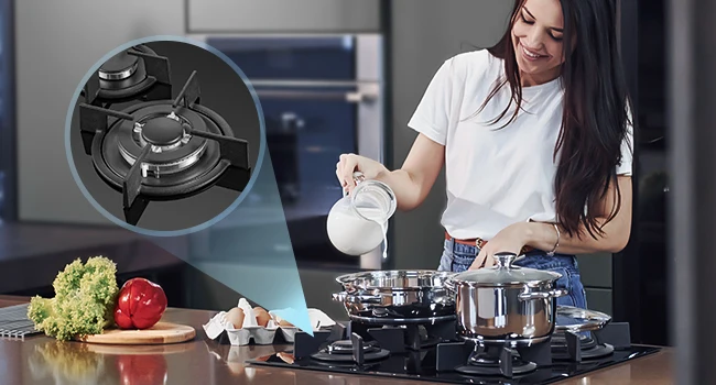 60cm 4 Burner Gas Hob with Wok Burner - 8060W Black Glass Cooker & Flame Failure Protection | NG/LPG Convertible for UK Kitchens