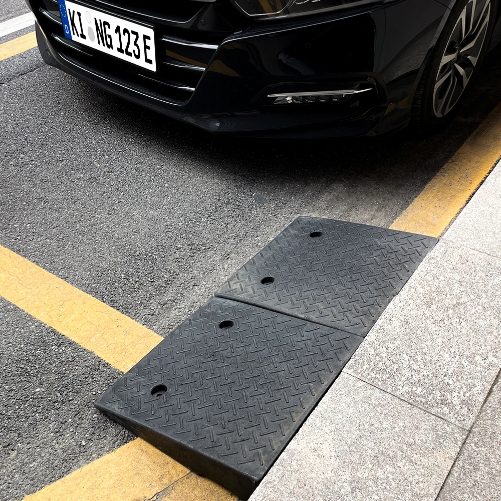 【Breeins】1/2Pc Rubber Kerb Ramp Curb Ramp Portable Heavy Duty Threshold Ramp Curb Ramp Suitable for Doorway Wheelchair Bike