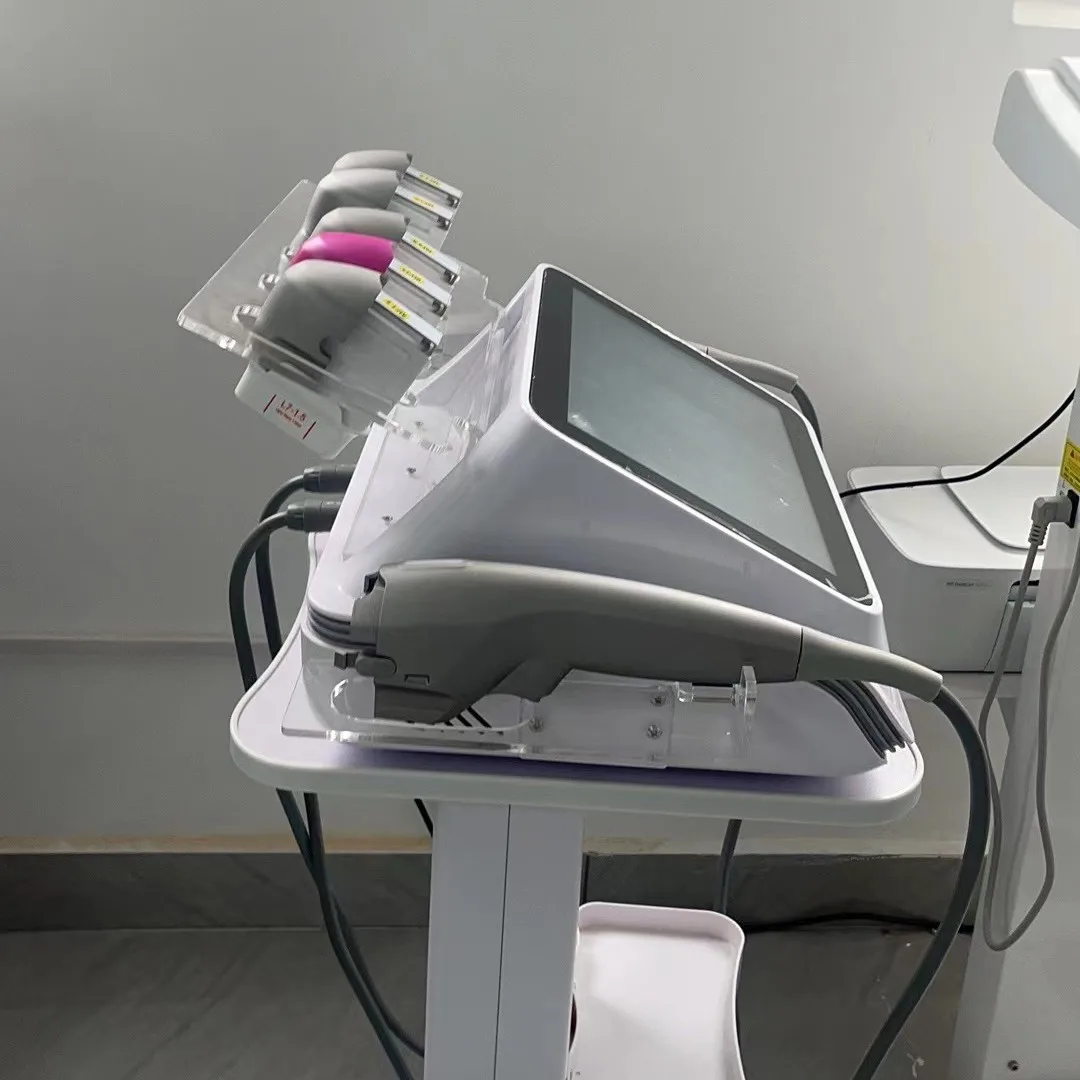 7D HIFU Machine Ultrasound Machine RF Radio Frequency EMS Skin Care Slimming Device Suitable for Beauty Salons.